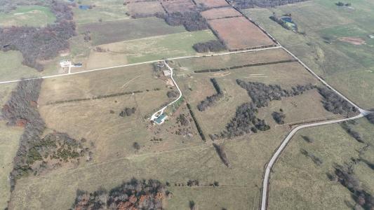 1672 E 355th Road, בוליבר, מיזורי 65613, ארצות הברית של אמריקה 