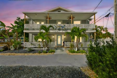 134 86th Terr, Treasure Island, Florida 33706, USA