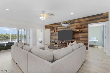 4885 E Riverside Drive, Fort Myers, Floryda 33905, USA