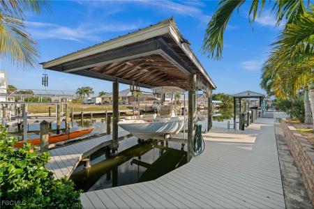 2392 Lemon Street, St James City, Florida 33956