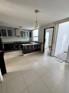 Av. Santa Fe Cond. El Secreto Ext 116 Int. 21, Querétaro, Querétaro 76230, Meksyk