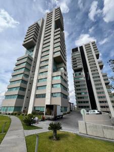 Senda del Carruaje 4, קרטרו, קרטרו 76060, מקסיקו