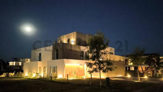 EL YACHT , Tigre, GBA Norte 00001, Argentyna