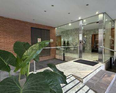 Arcos 1200, Belgrano, Capital Federal 1426, Аргентина