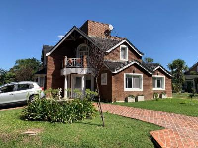 Almafuerte 3901, Moreno, GBA Oeste 1744, Argentyna