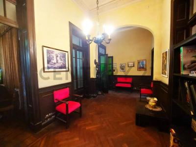 Av. Juan de Garay 337, San Telmo, Capital Federal 1153, Argentina