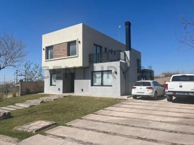 LA BODEGUITA S/N, El Challao, Mendoza 5539, Argentina