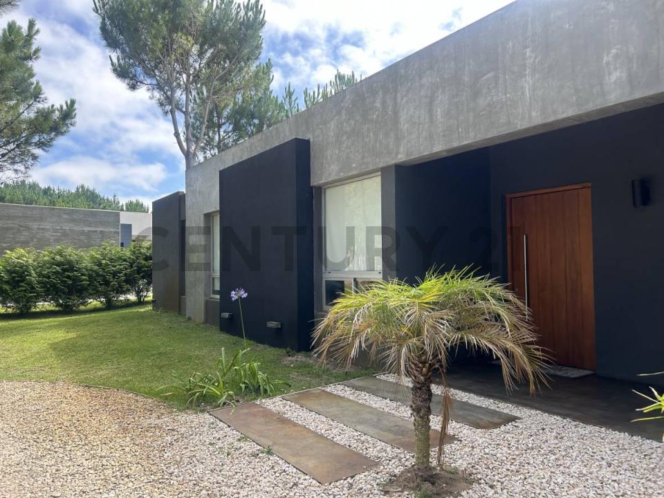 Boulevard La Herradura 675, Pinamar, Buenos Aires Costa Atlántica 7167, Argentina