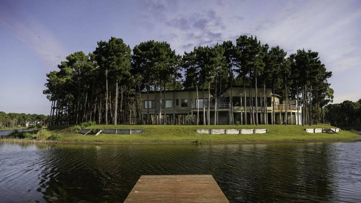 Barrio Albatros 355, Villarobles, Buenos Aires Costa Atlántica 7167, Argentina