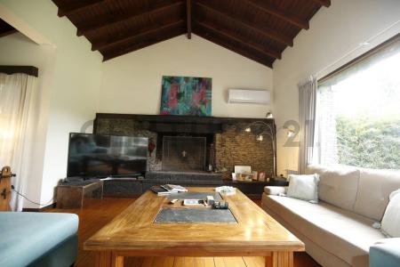 Club de Campo Abril , Berazategui, GBA Sur 00001, Argentine