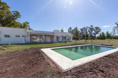 Callejón La Escondida 1, Luján, GBA Oeste 6700, Argentyna