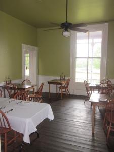 699 NC Hwy 158E, Yanceyville, North Carolina 27379, Stati Uniti